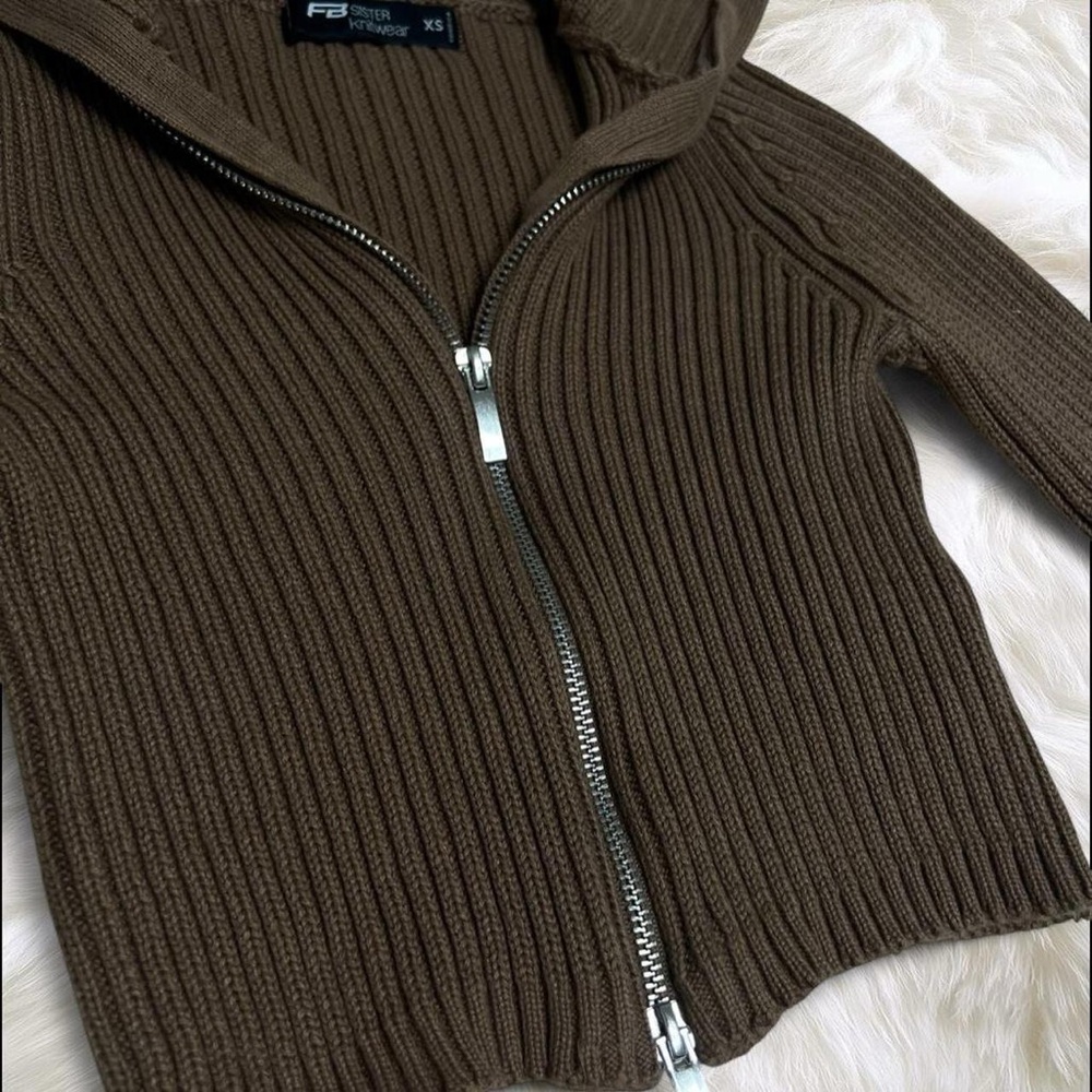 Brown Ribbed Zip-Up Sweater - Picture 3 of 5